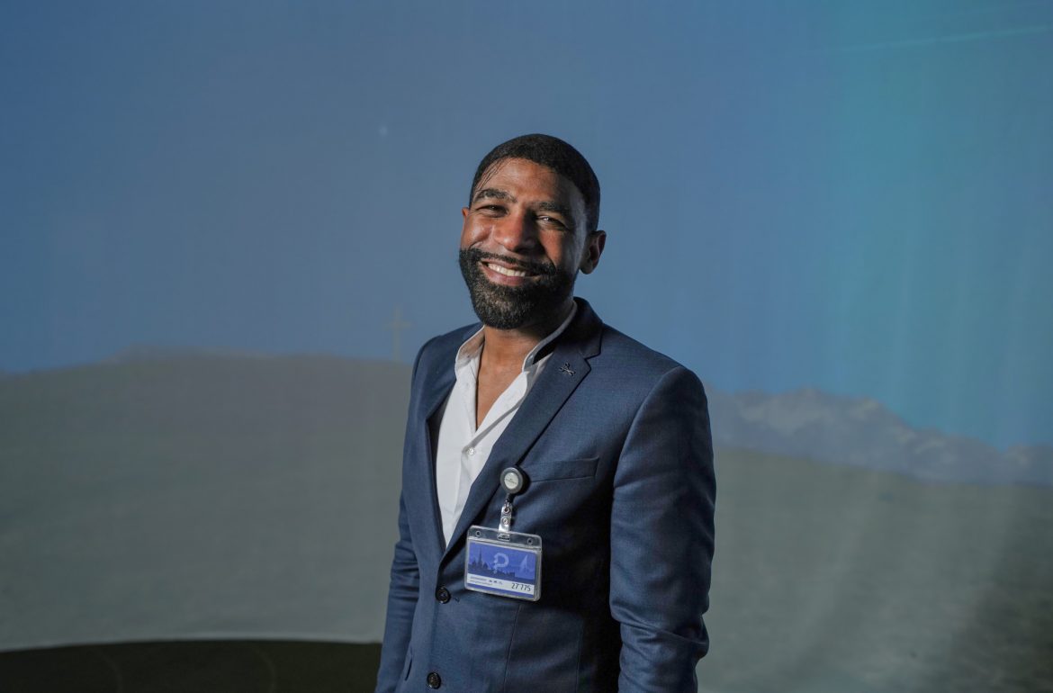 Jérémy Dunon de l'aumônerie des HUG de Genève